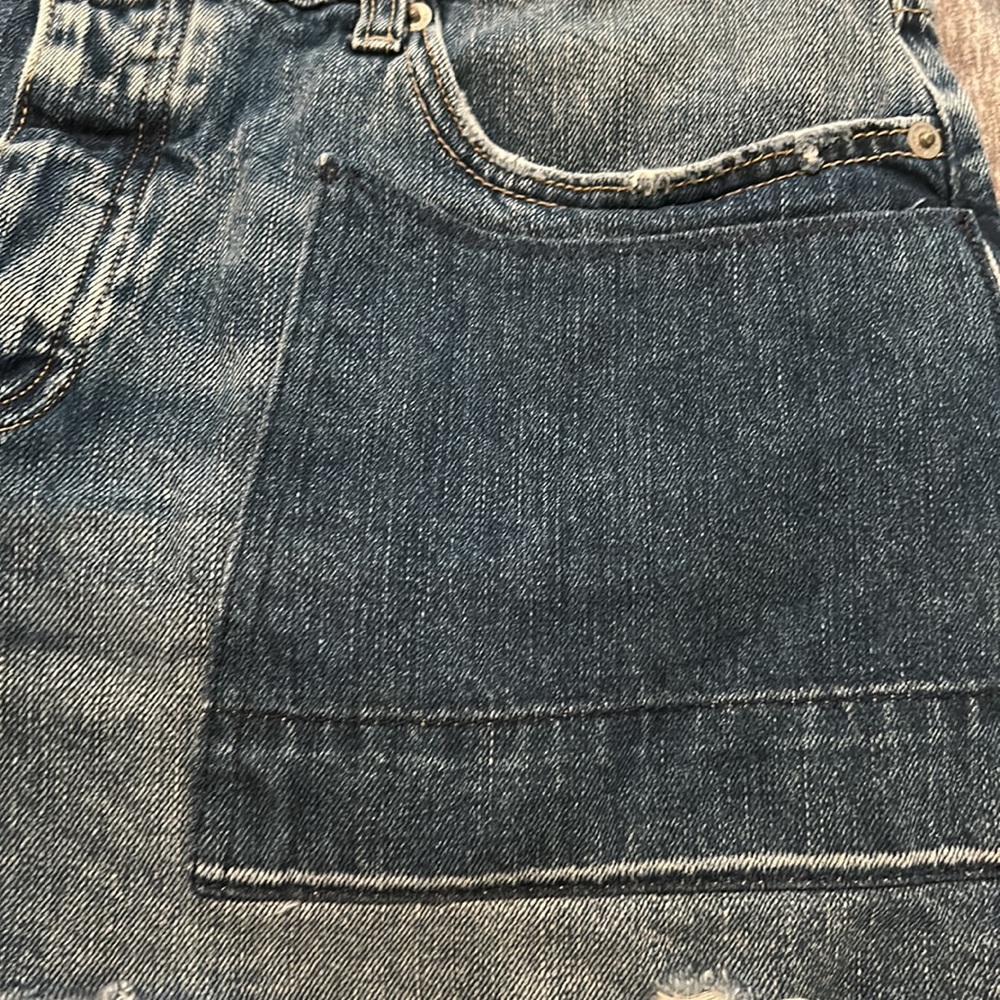Lucky brand “boyfriend” short - Picture 3 of 7